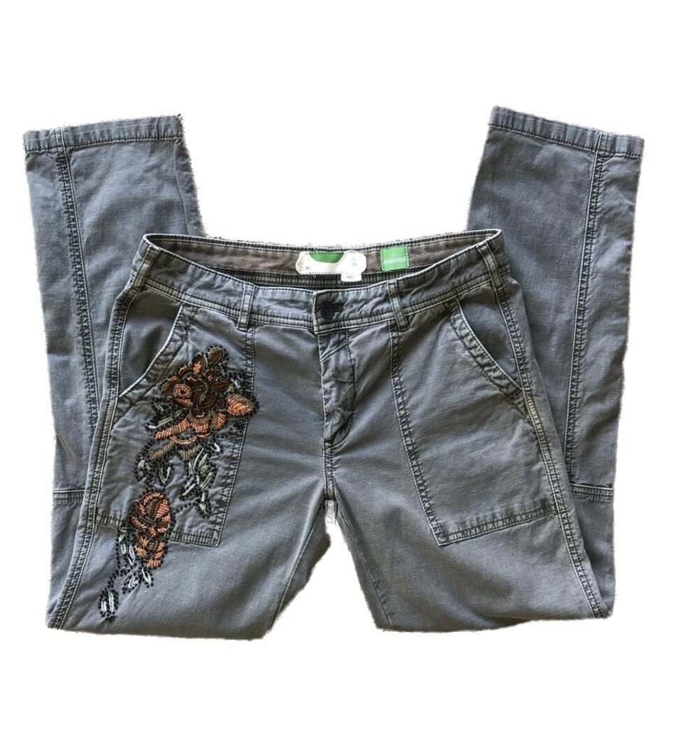 By Anthropology The Wanderer Green Beaded Floral Pants size 26